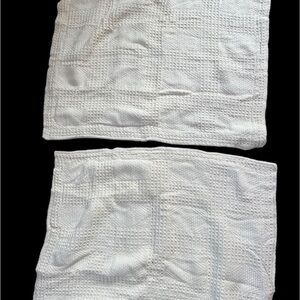 Vintage textured designer pair of pillow cases for sale